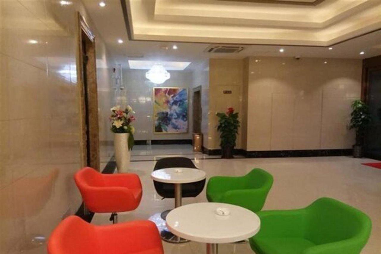 Greentree Qipu Road Tiantong Road Subway Station Express Hotel Shanghai
